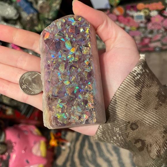 Aura amethyst tower - Picture 4 of 16